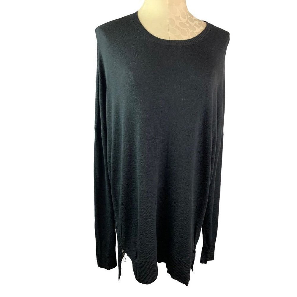 Large Dex Black Tunic Sweater Women's Zipper Embellishment on Side